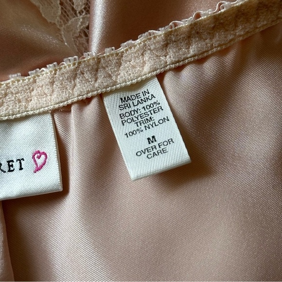 VICTORIA’S SECRET Vintage Y2K Satin Tap Shorts Blush Pink with Lace Trim Medium - Picture 11 of 13